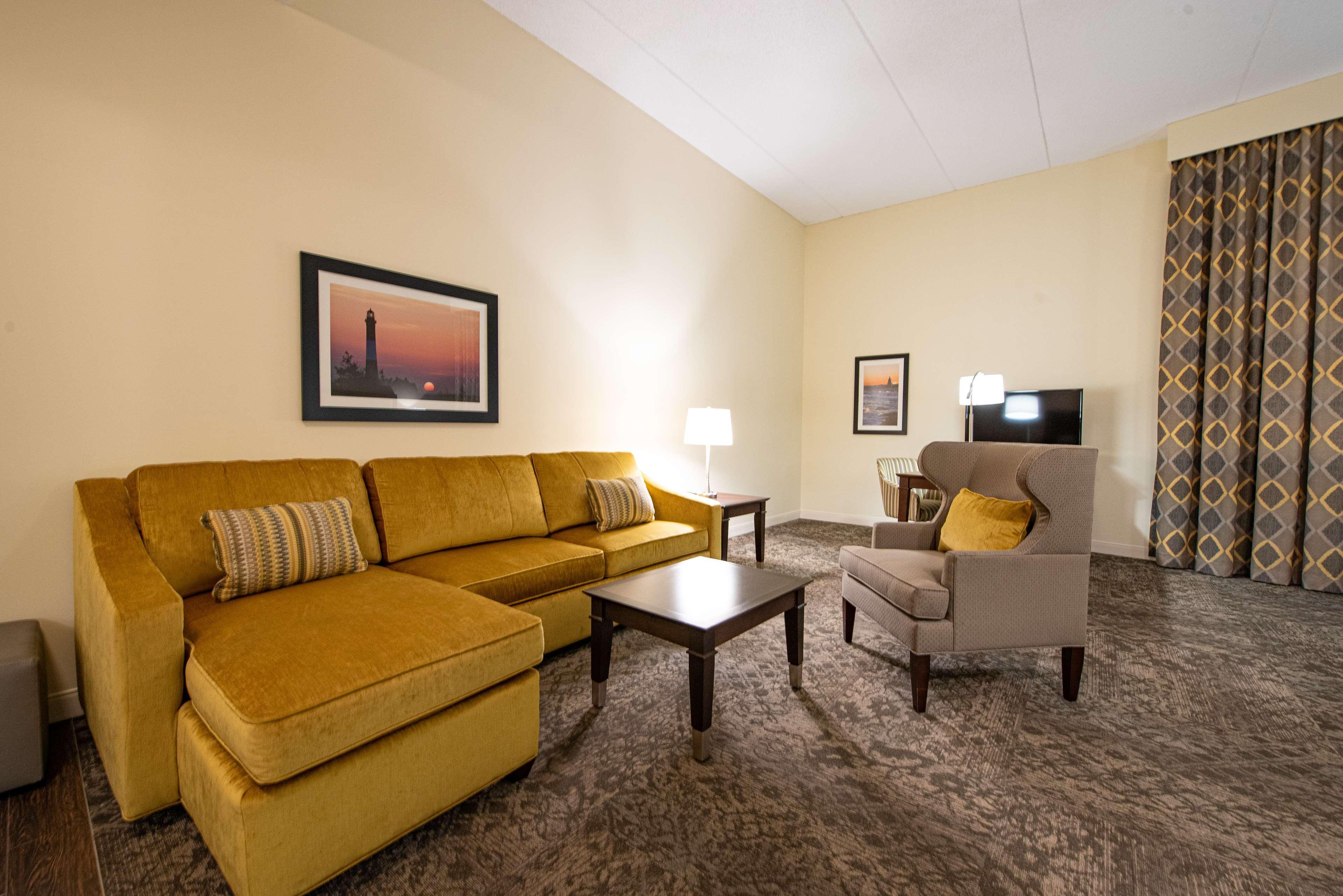 Hampton Inn & Suites By Hilton - Rockville Centre Eksteriør bilde