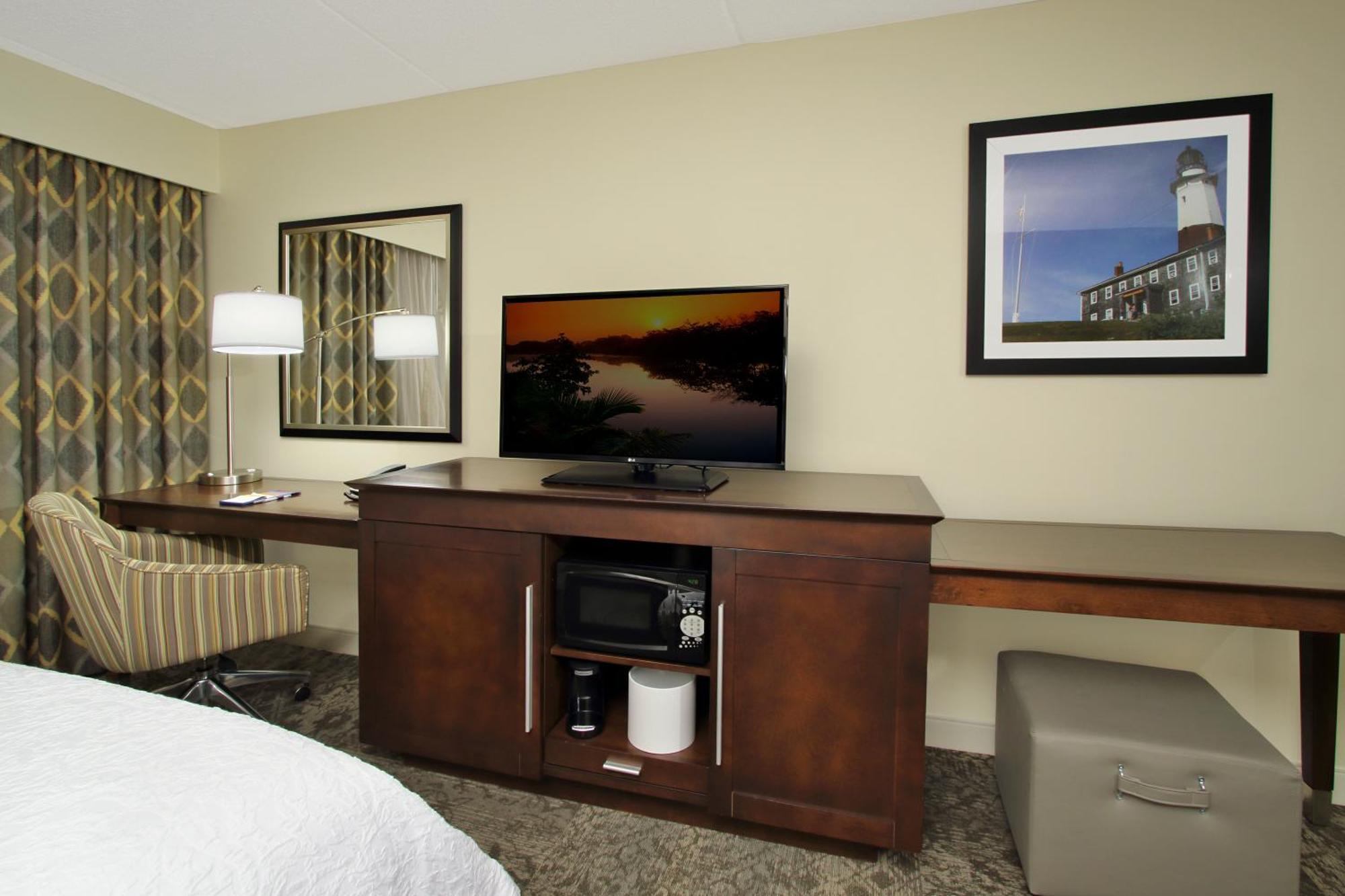 Hampton Inn & Suites By Hilton - Rockville Centre Eksteriør bilde