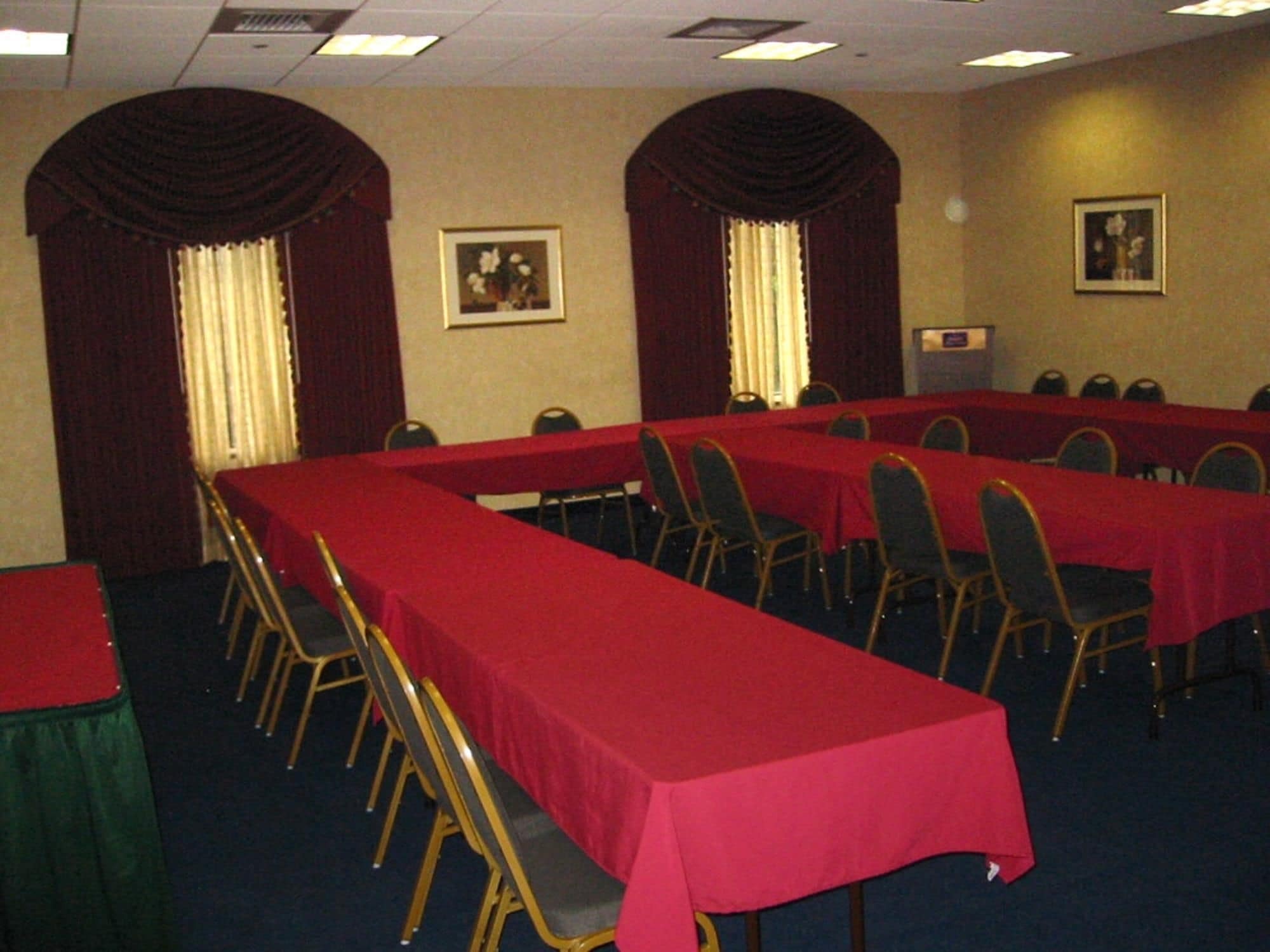 Hampton Inn & Suites By Hilton - Rockville Centre Eksteriør bilde